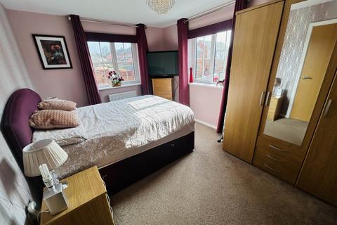23 Elm Way, Chadderton, Oldham, OL9 7FL
