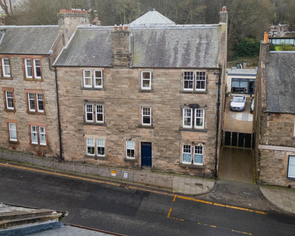 Marischal Place, Blackhall, Edinburgh, EH4 1 bed flat for sale £177,500