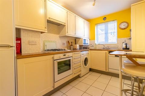 undefined, Sprats Barn Crescent, Swindon SN4