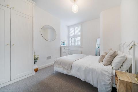 7 Tynemouth Road, Mitcham, CR4 2BQ