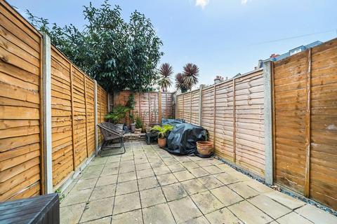 7 Tynemouth Road, Mitcham, CR4 2BQ