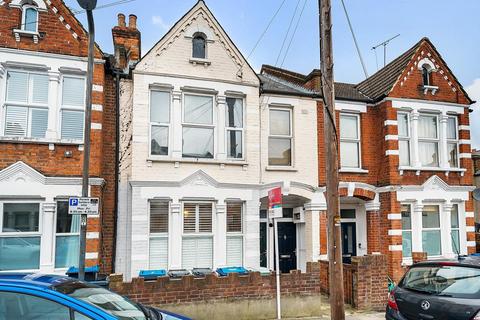 7 Tynemouth Road, Mitcham, CR4 2BQ