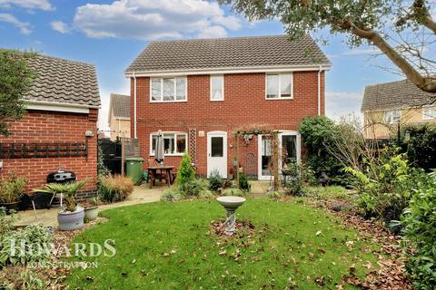 28 Cranes Meadow, Harleston, IP20 9BY