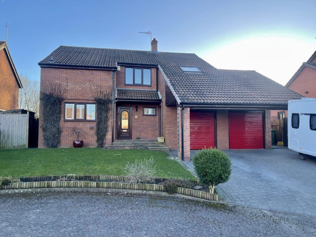 5 Menville Close, School Aycliffe, Newton Aycliffe 3 bed detached house