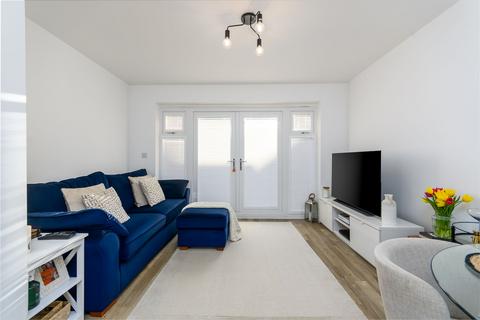 2 bedroom semi-detached house for sale - Southwell Drive, Houlton, CV23