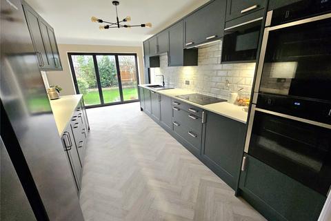 30 Andrews Walk, Wirral, CH60 2SE