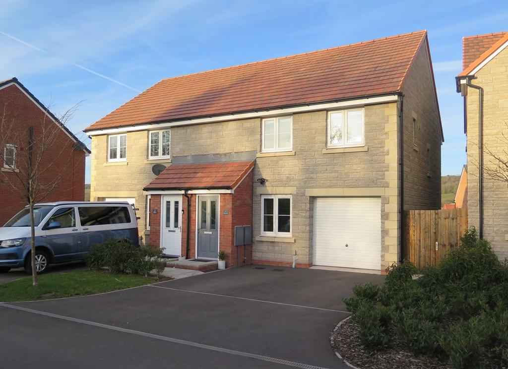 Sheppey Way, Haybridge, Wells, BA5 3 bed semidetached house for sale