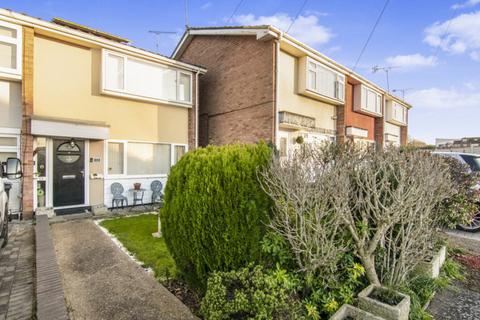 13 The Poplars, Abridge, Romford, RM4 1BB