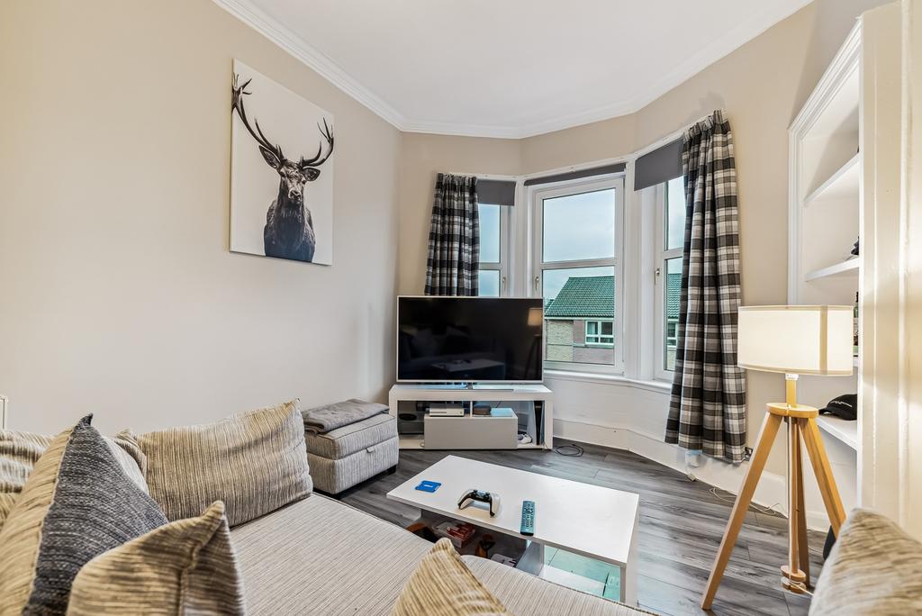 Cathcart Road, Flat 3/3, Mount Florida, Glasgow, G42 9EY 1 bed flat for