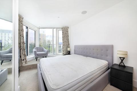3 bedroom flat for sale, Ensign House, Juniper Drive, Battersea