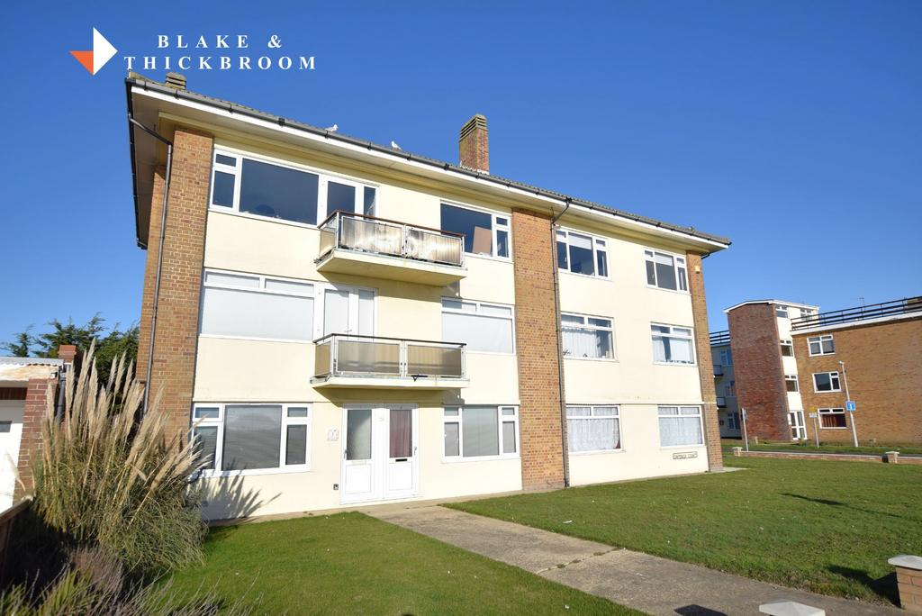 ClactononSea 2 bed ground floor flat for sale £210,000