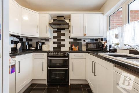 3 bedroom terraced house for sale, Silver Way, Wickford, Essex, SS11