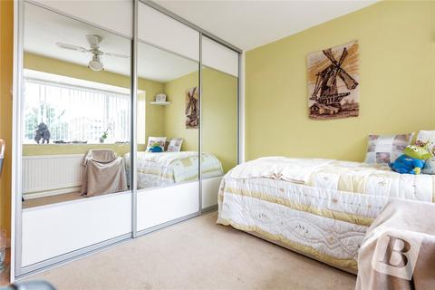 3 bedroom terraced house for sale, Silver Way, Wickford, Essex, SS11