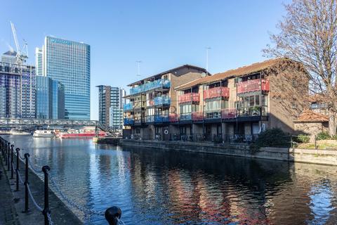 2 bedroom apartment for sale, Bridge House Quay, London, E14