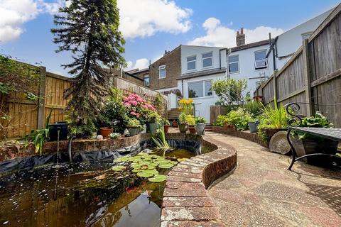 3 bedroom terraced house for sale, London Road, Deal, Kent