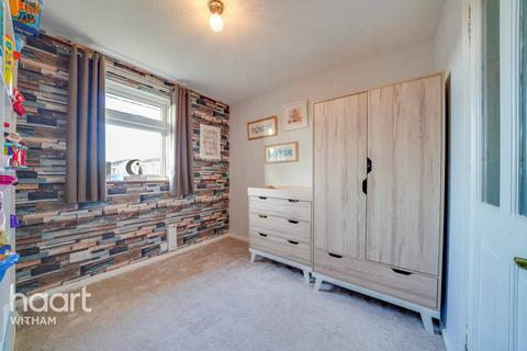 69 Calamint Road, Witham, CM8 2XT