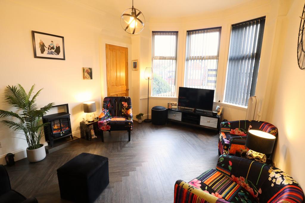 Lounge 1