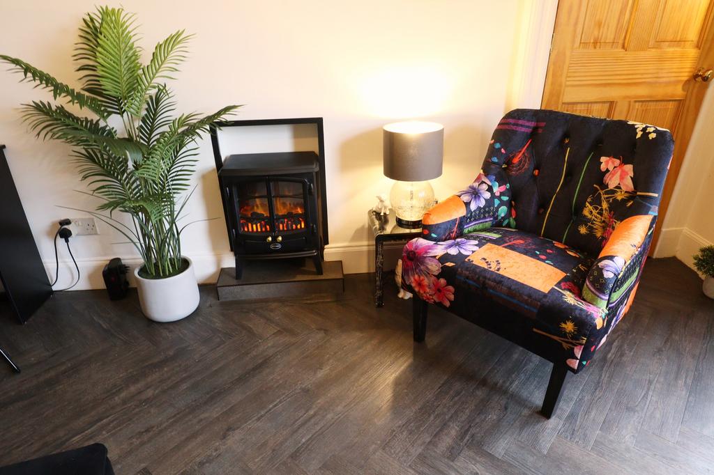 Lounge 2