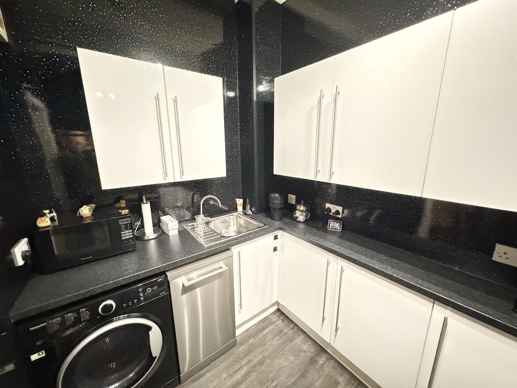 Kitchen 3