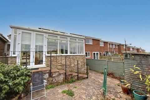 16 Stuart Way, Bridport, DT6 4AU