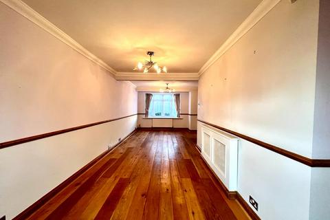 undefined, Lannock Road, Hayes UB3