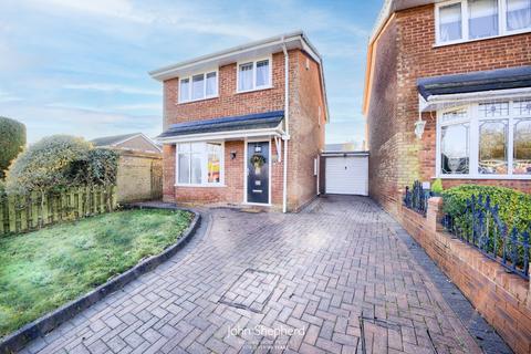 3 bedroom detached house for sale, Chalcot Drive, Hednesford, Cannock, Staffordshire, WS12