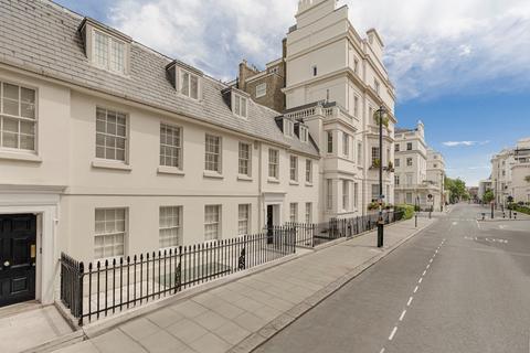11 Lyall Street, London, SW1X 8DH