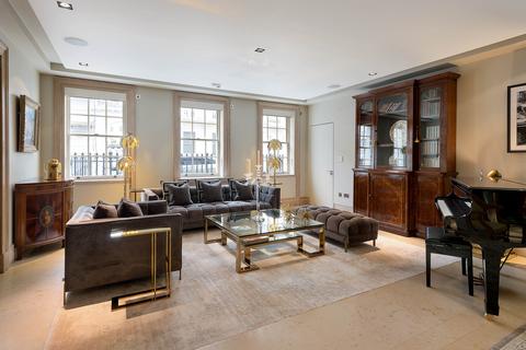 11 Lyall Street, London, SW1X 8DH