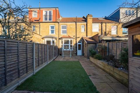 24 Deans Road, London, W7 3QB