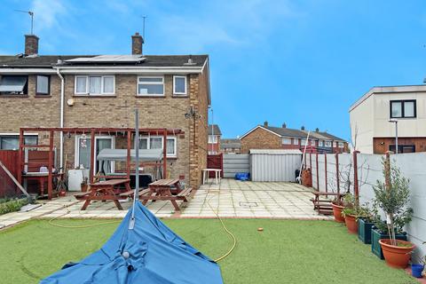 20 Dunlop Road, Tilbury, RM18 7BE