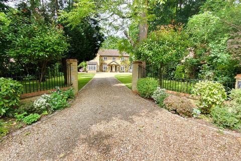 4 bedroom detached house for sale, High Street Hurley Maidenhead, Berkshire, SL6 5LT