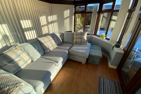 8 Givvons Fold, Oldham, OL4 2SH