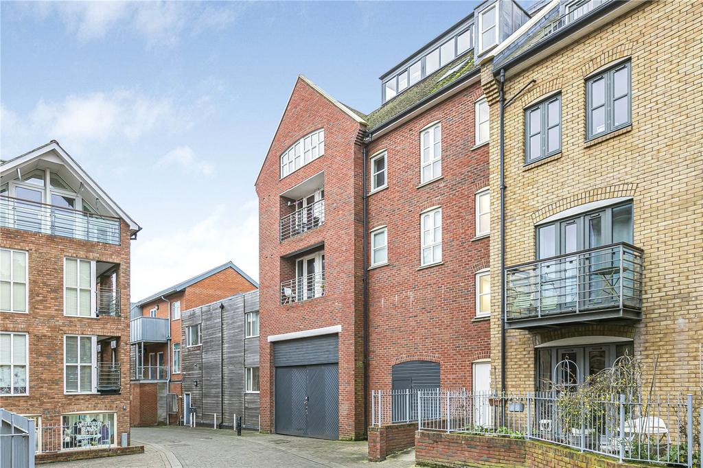 Coopers Yard, Paynes Park, Hitchin... 3 bed apartment for sale £450,000
