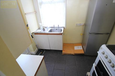 2 bedroom terraced house for sale, Hampton Road Urmston