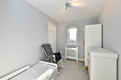 86 Dunlop Close, Dartford, DA1 5LT