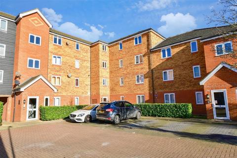 86 Dunlop Close, Dartford, DA1 5LT