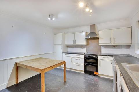 29 Caxton Close, Hartley, Longfield, DA3 7DG