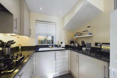 3 Callaway Path, Hartwell, Aylesbury, HP19 7BN