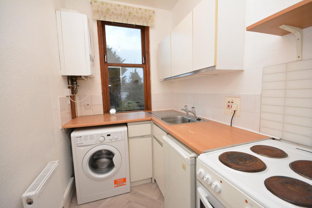 Victoria Road, Falkirk, Stirlingshire, FK2 7AX 1 bed flat for sale £53,500