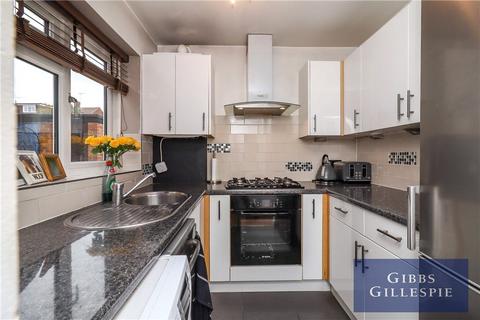 72 Deans Close, Stoke Poges, Slough, SL2 4JX