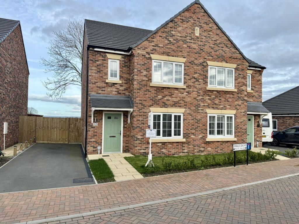 10 Swale Drive, Crakehall, Bedale 3 bed semidetached house for sale