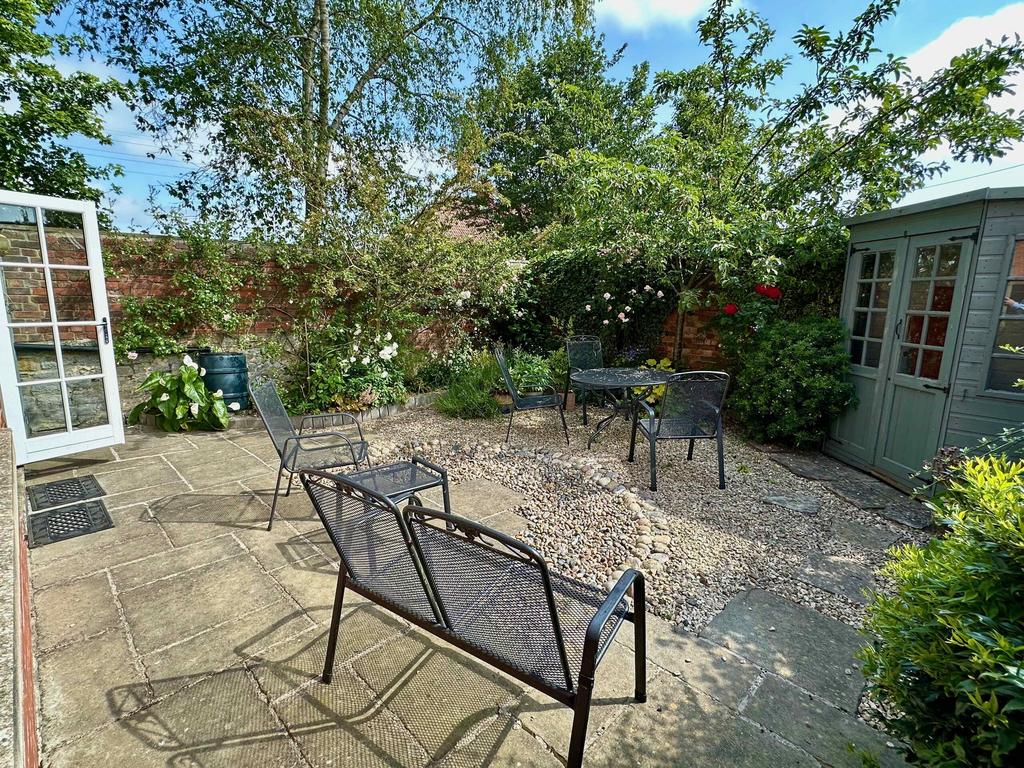Norbins Road, Glastonbury, Somerset 3 bed detached house for sale £