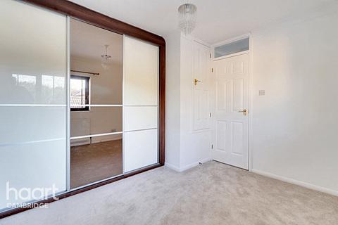 1 Kingfisher Close, Sawston, Cambridge, CB22 3JQ