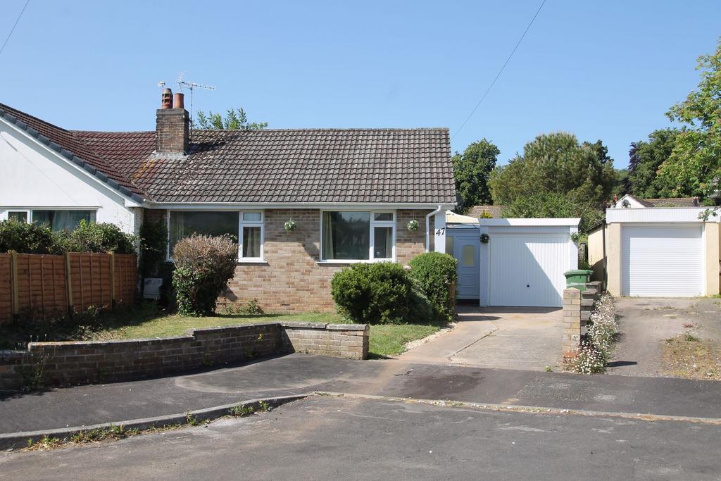 St Cuthbert Avenue, Wells, Somerset 2 bed semidetached bungalow £295,000