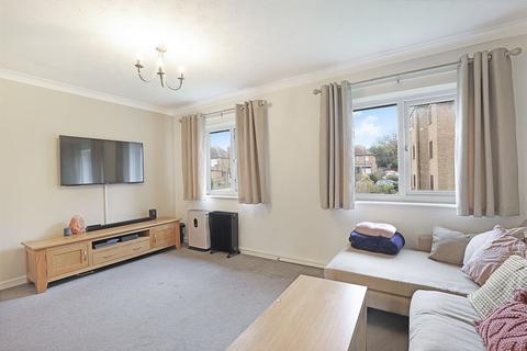 2 bedroom apartment for sale, Cascade Road, Buckhurst Hill, IG9