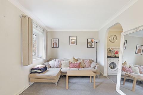 26 Cascade Road, Buckhurst Hill, IG9 6DX