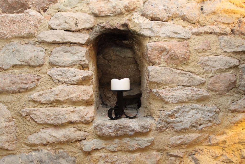 Exposed stone