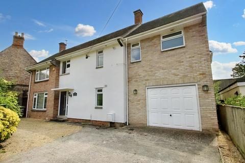 4 bedroom detached house for sale, North Road, Wells (Easy walk to the city centre)