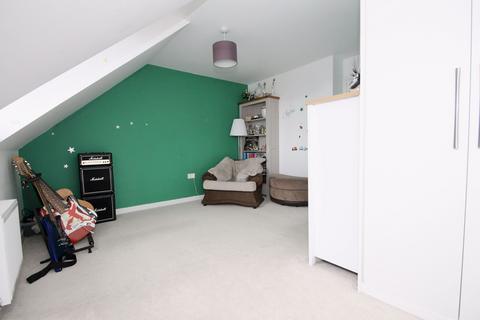 9 Hayes Drive, Wells, BA5 2GR