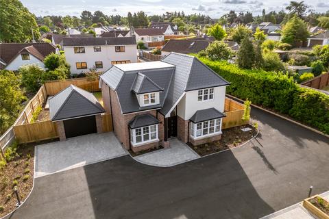 4 bedroom detached house for sale, Oaks Drive, Ringwood, Hampshire, BH24